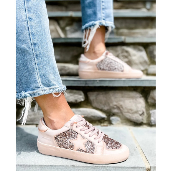 NEW Vintage Havana Womens Alexis 1 Glitter Leather Sneakers Blush Pink-Beige 7 - Picture 1 of 8